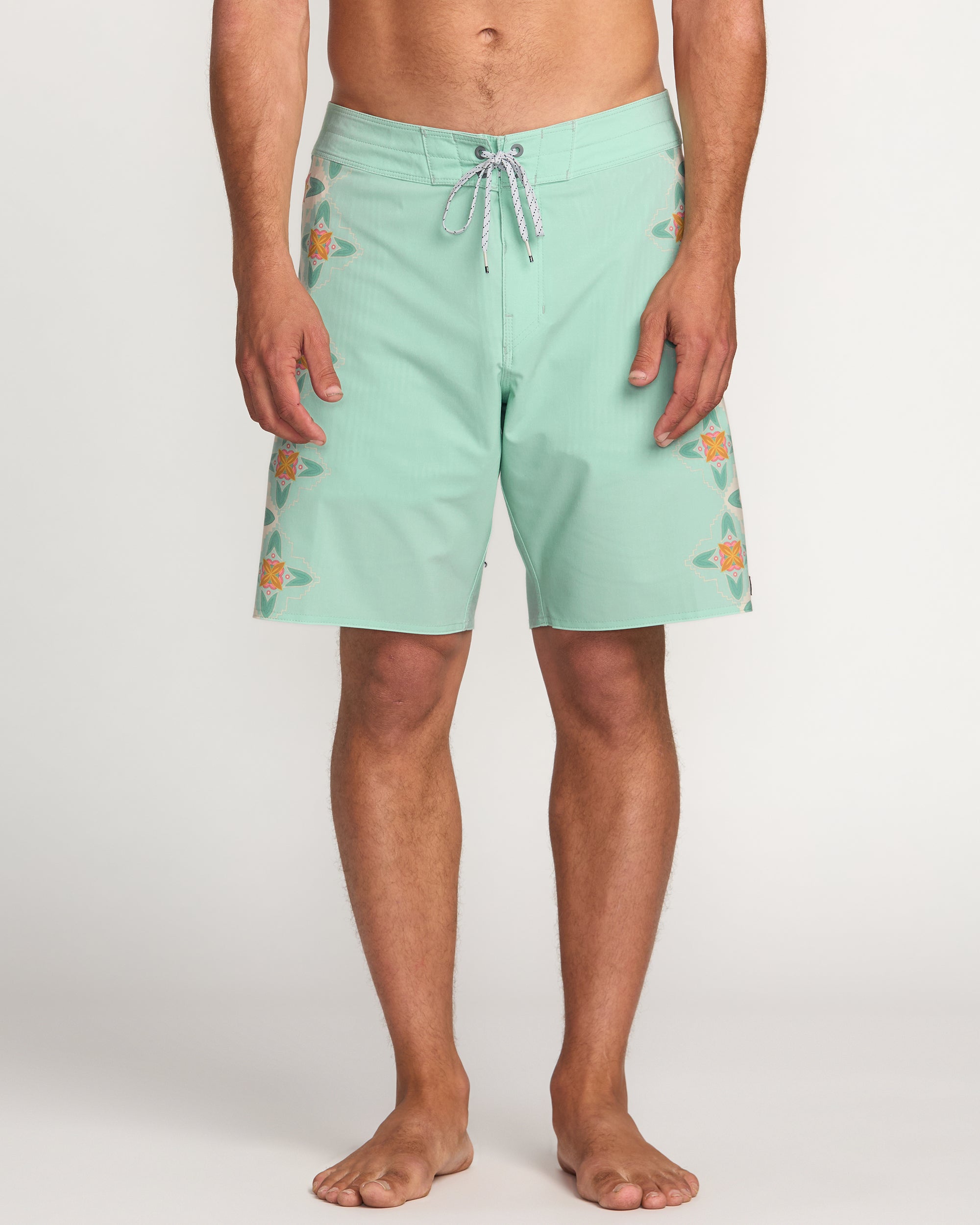 Limelight | M's Board Shorts | Non-Elastic | Double Cargo | Long Length
