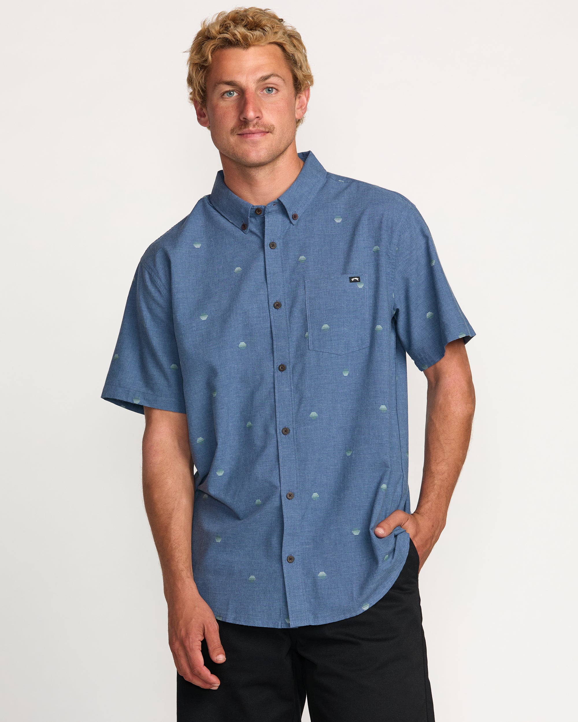 billabong dress shirt Mens Button Down Shirts
