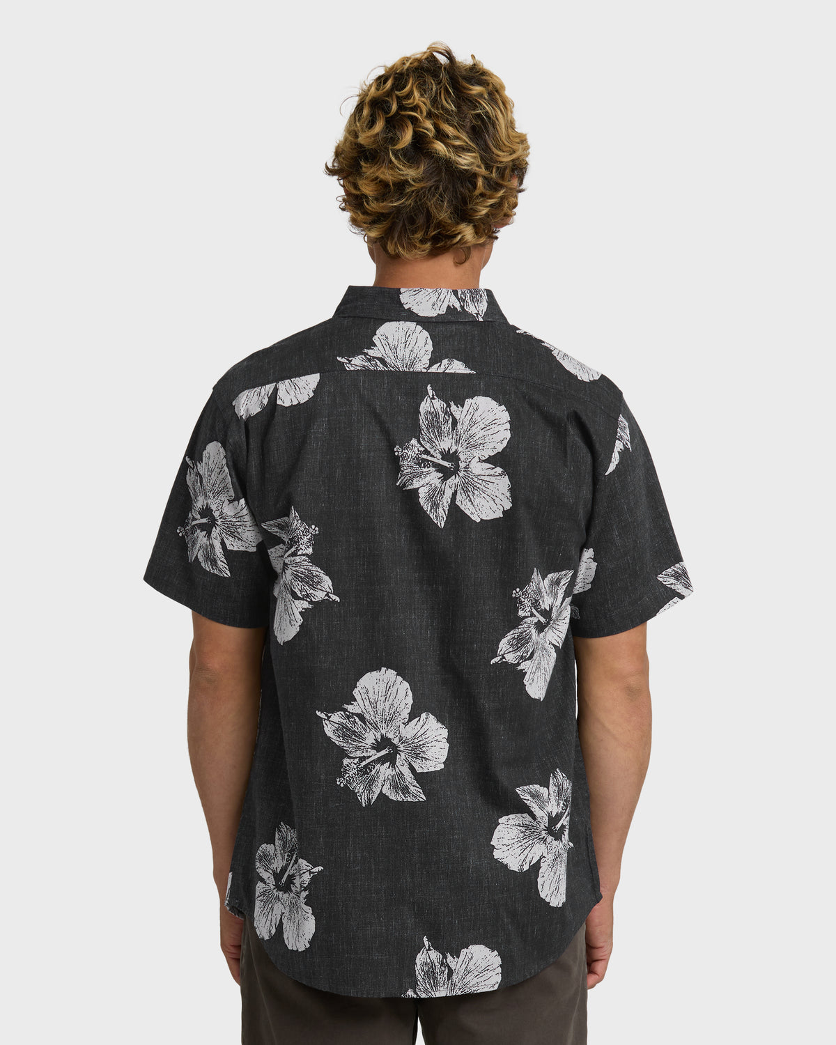 SUNDAYS-HI-SS-BLACK-2