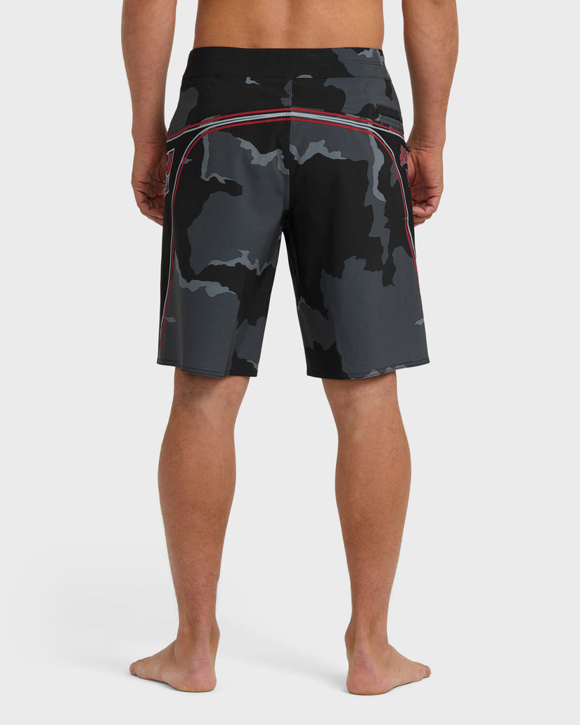 Straddie-Airlite-20"-Boardshorts-Black-Camo-2