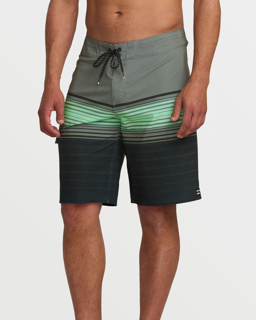 All Day Stripe Pro Performance 20" Boardshorts - Black