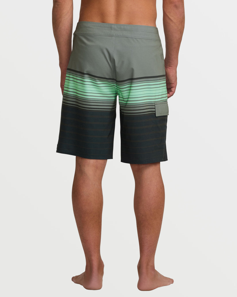 All Day Stripe Pro Performance 20" Boardshorts - Black