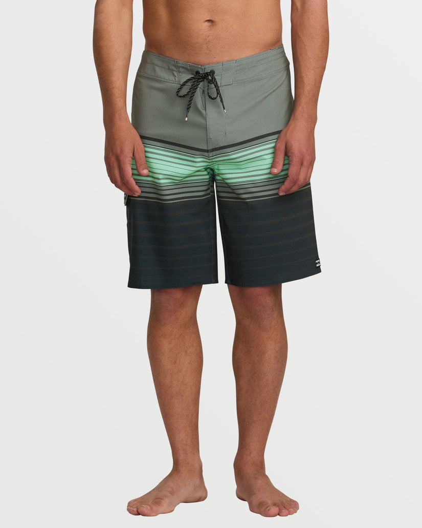 All Day Stripe Pro Performance 20" Boardshorts - Black