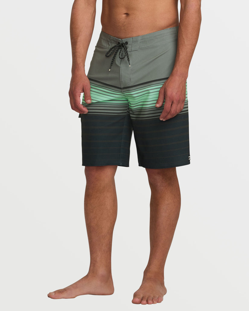 All Day Stripe Pro Performance 20" Boardshorts - Black