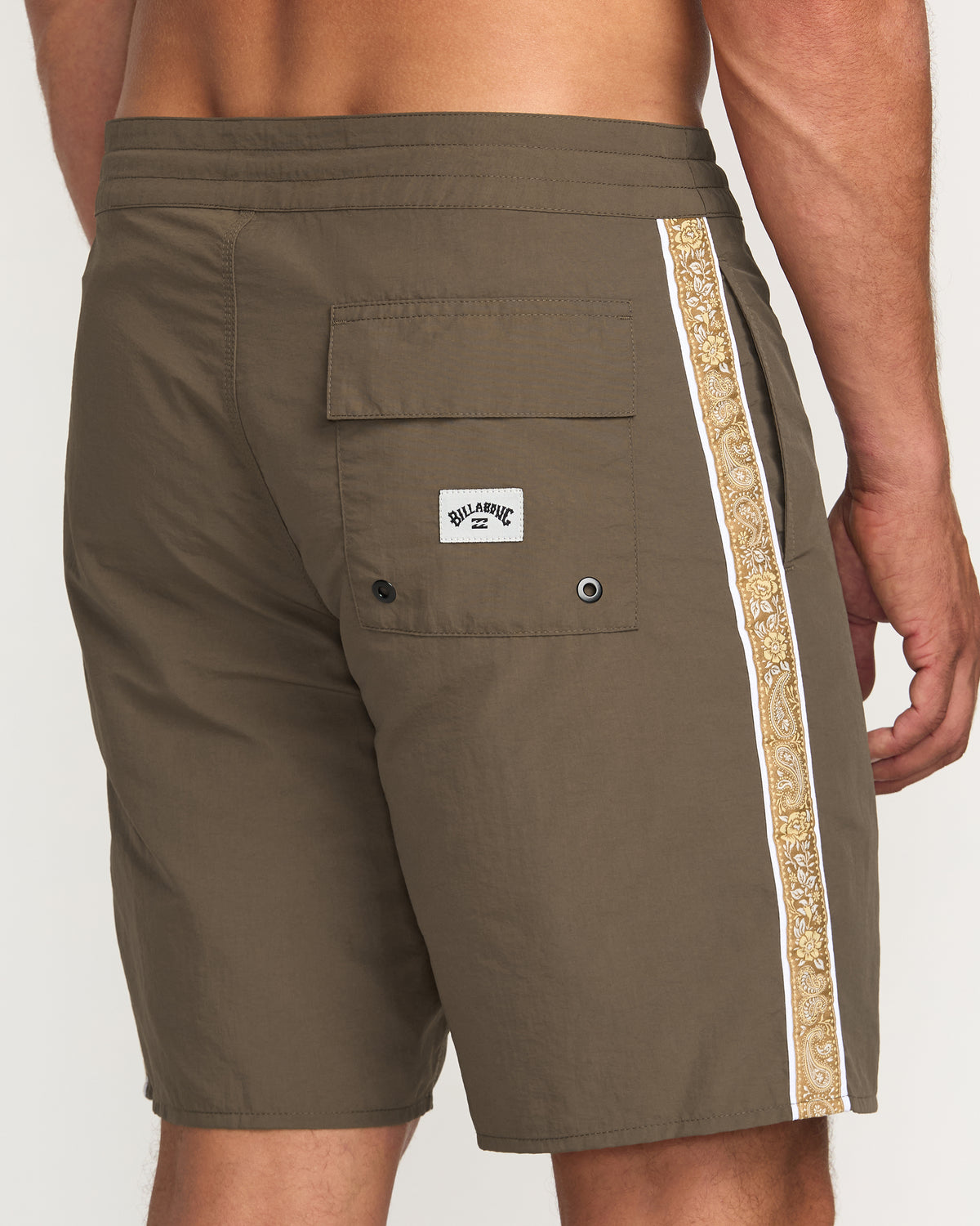 Wategos Lo Tide 19" Boardshorts - Brown - 8