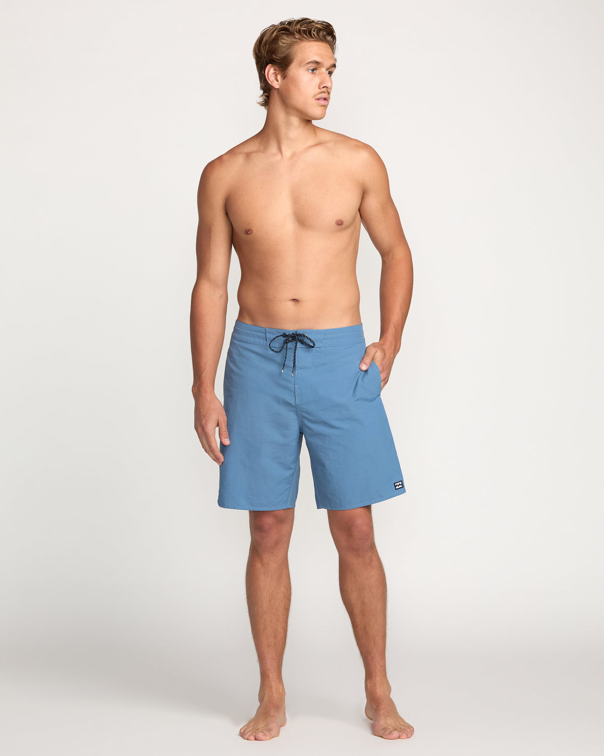 Wategos Lo Tide 19" Boardshorts - Charcoal/Navy - 4