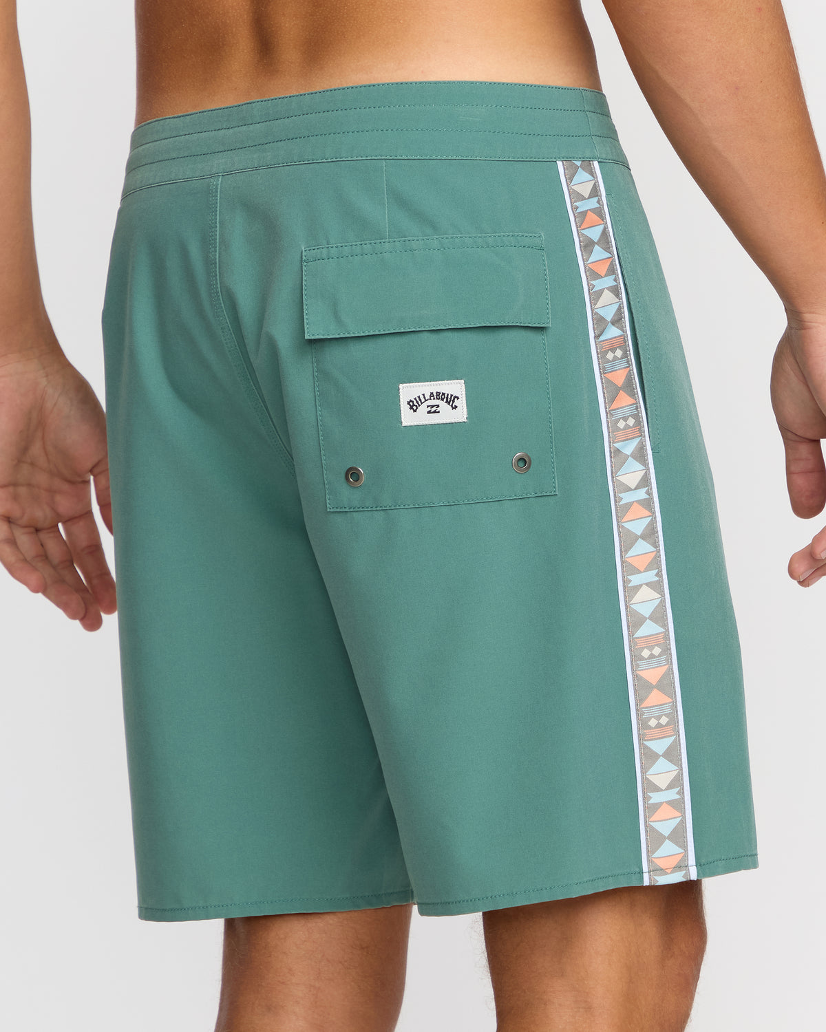 Wategos-Lo-Tide-19"-Boardshorts-Sage-Green-5