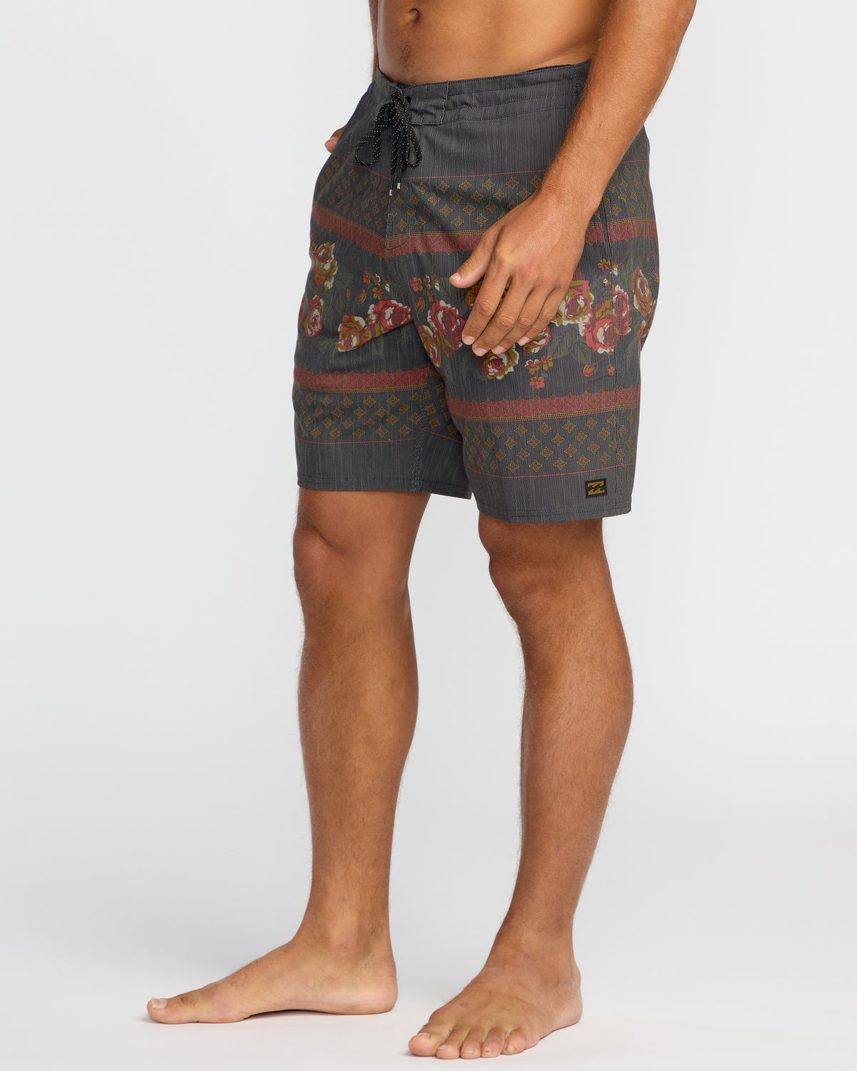 Sundays-Lo-Tide-19"-Boardshorts-Black-3