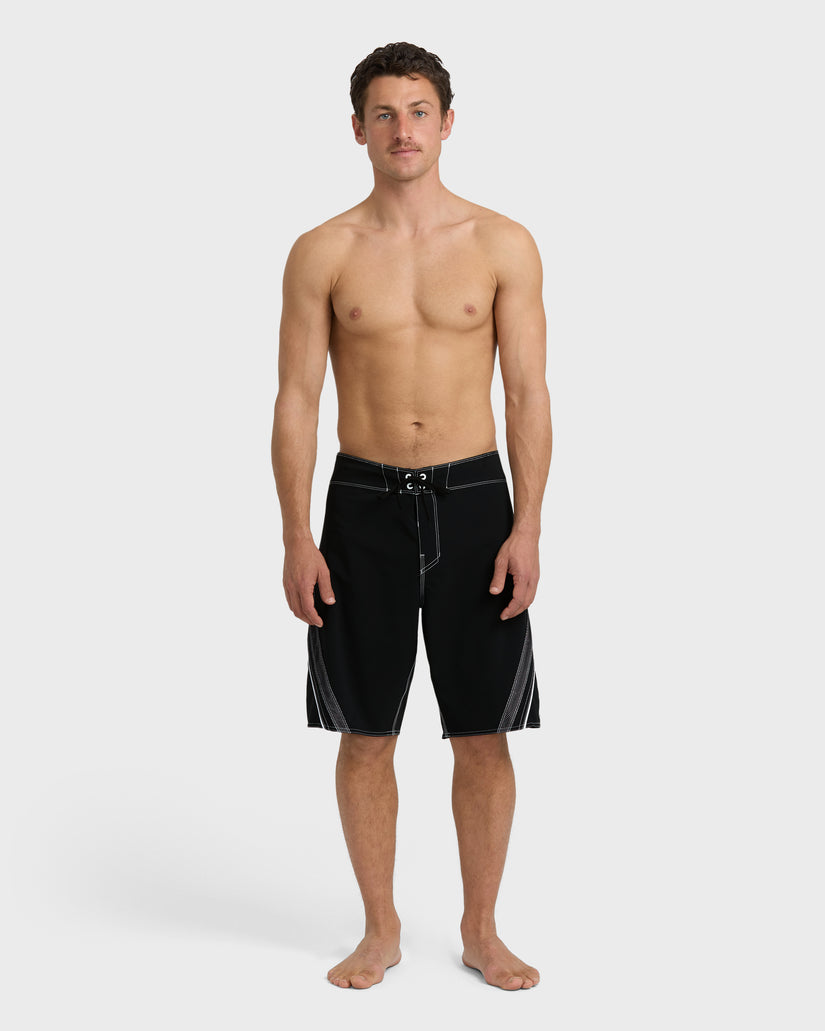 Fluid-2K-Pro-Performance-21"-Boardshorts-Black-White-4