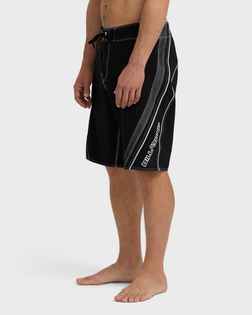 Fluid-2K-Pro-Performance-21"-Boardshorts-Black-White-3