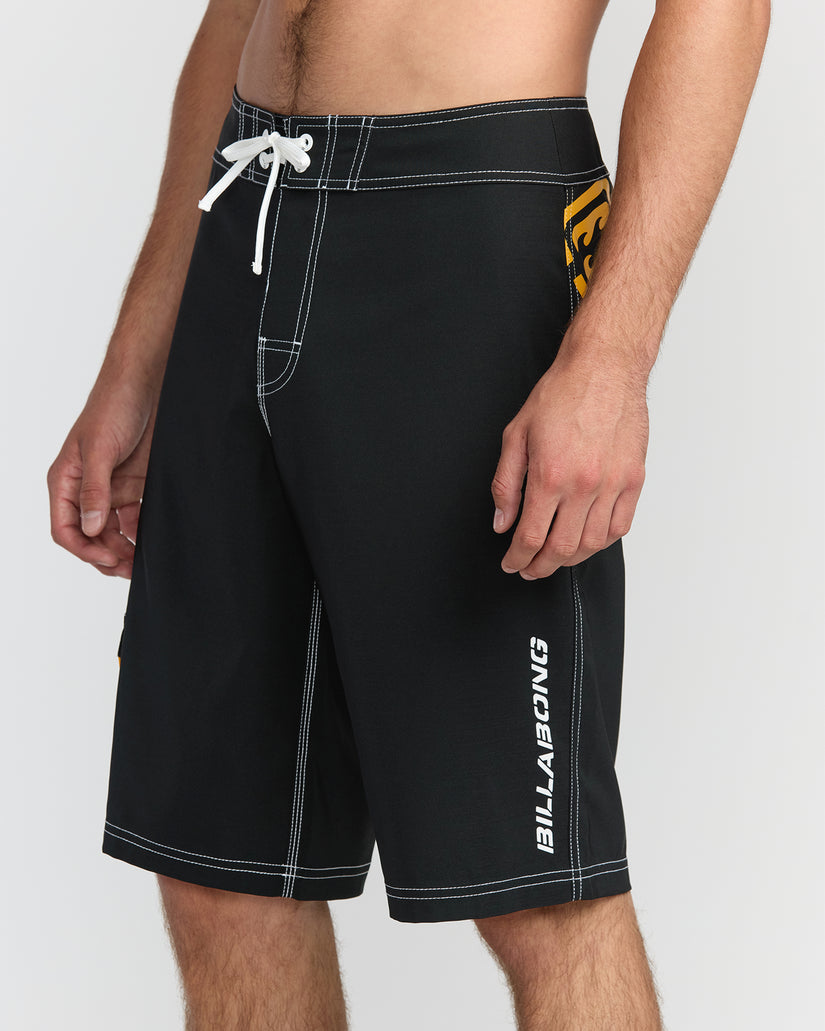 Bracket-Pro-21"-Boardshorts-Black-5