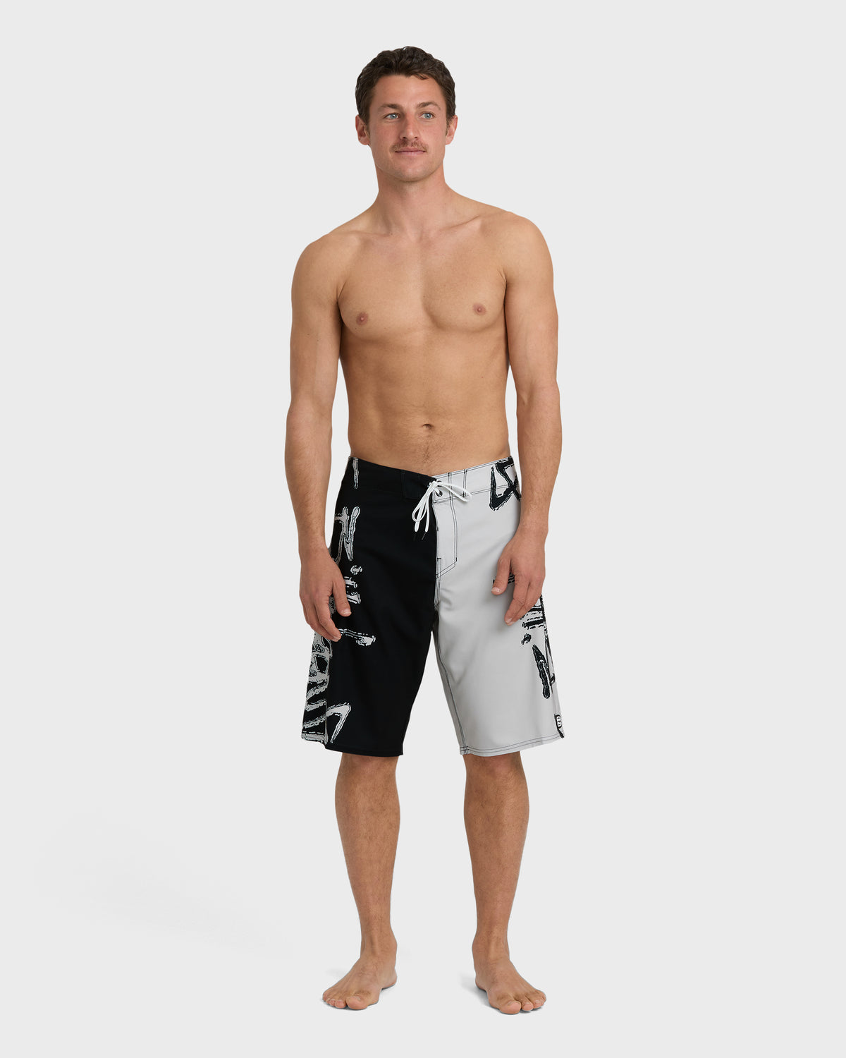 INVERTED-PRO-BLACK/WHITE-4