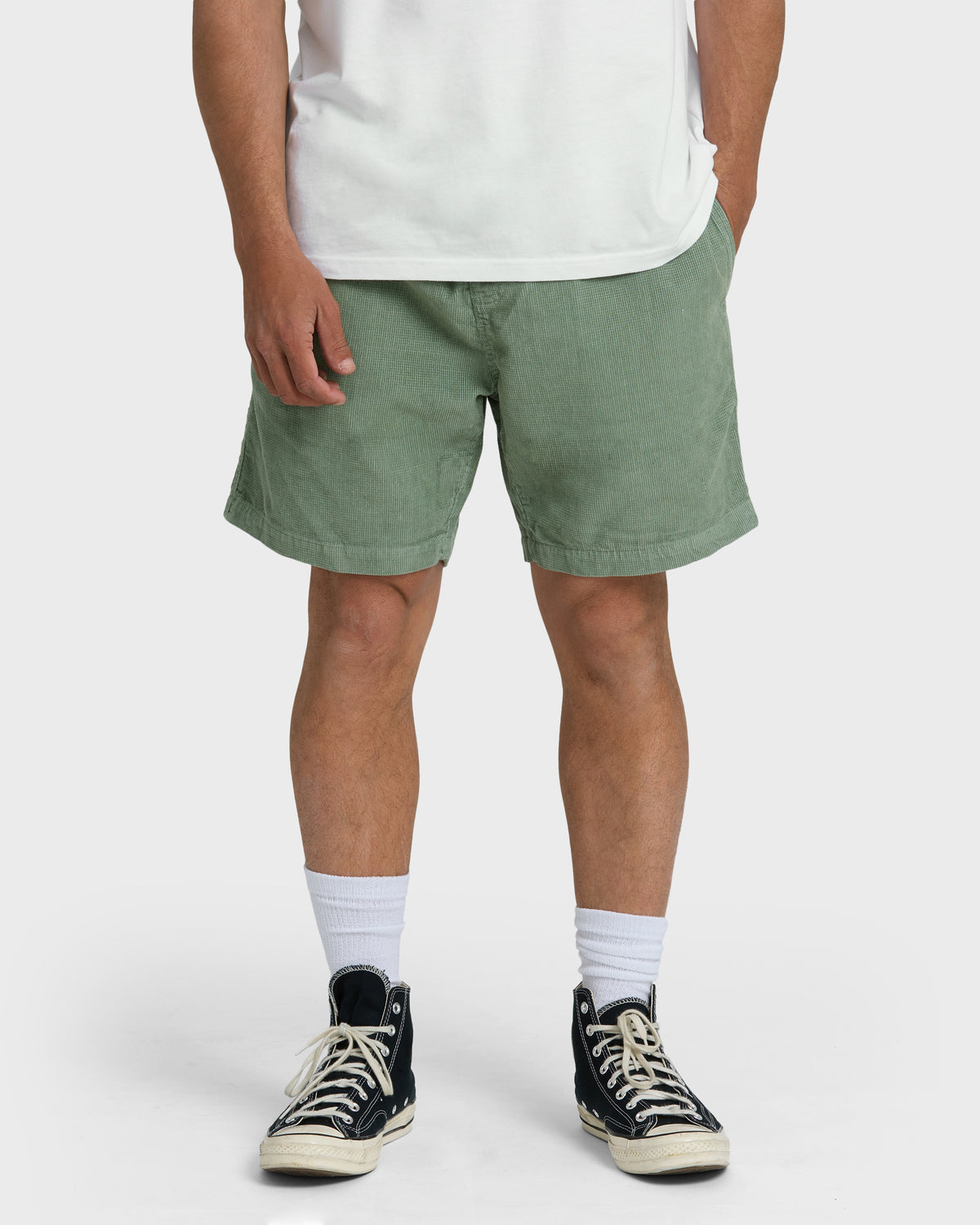 LARRY-LAYBACK-CORD-MOSS-1