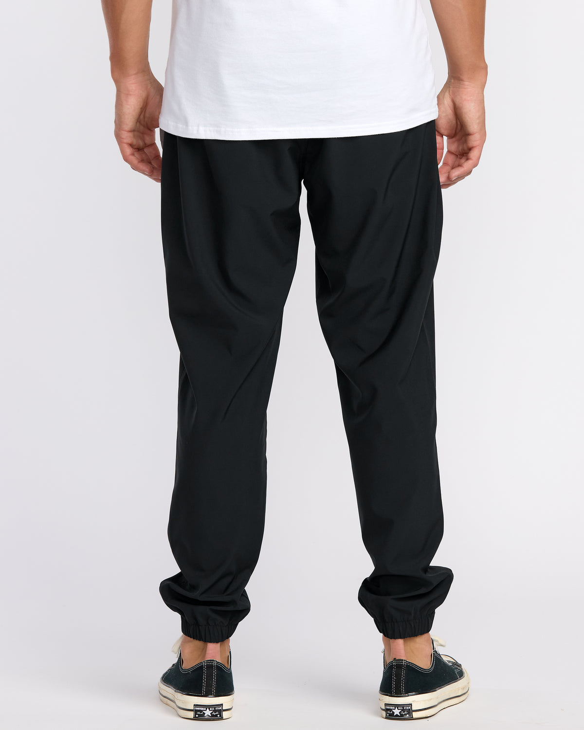 Surftrek-Transit-Joggers-Black-2