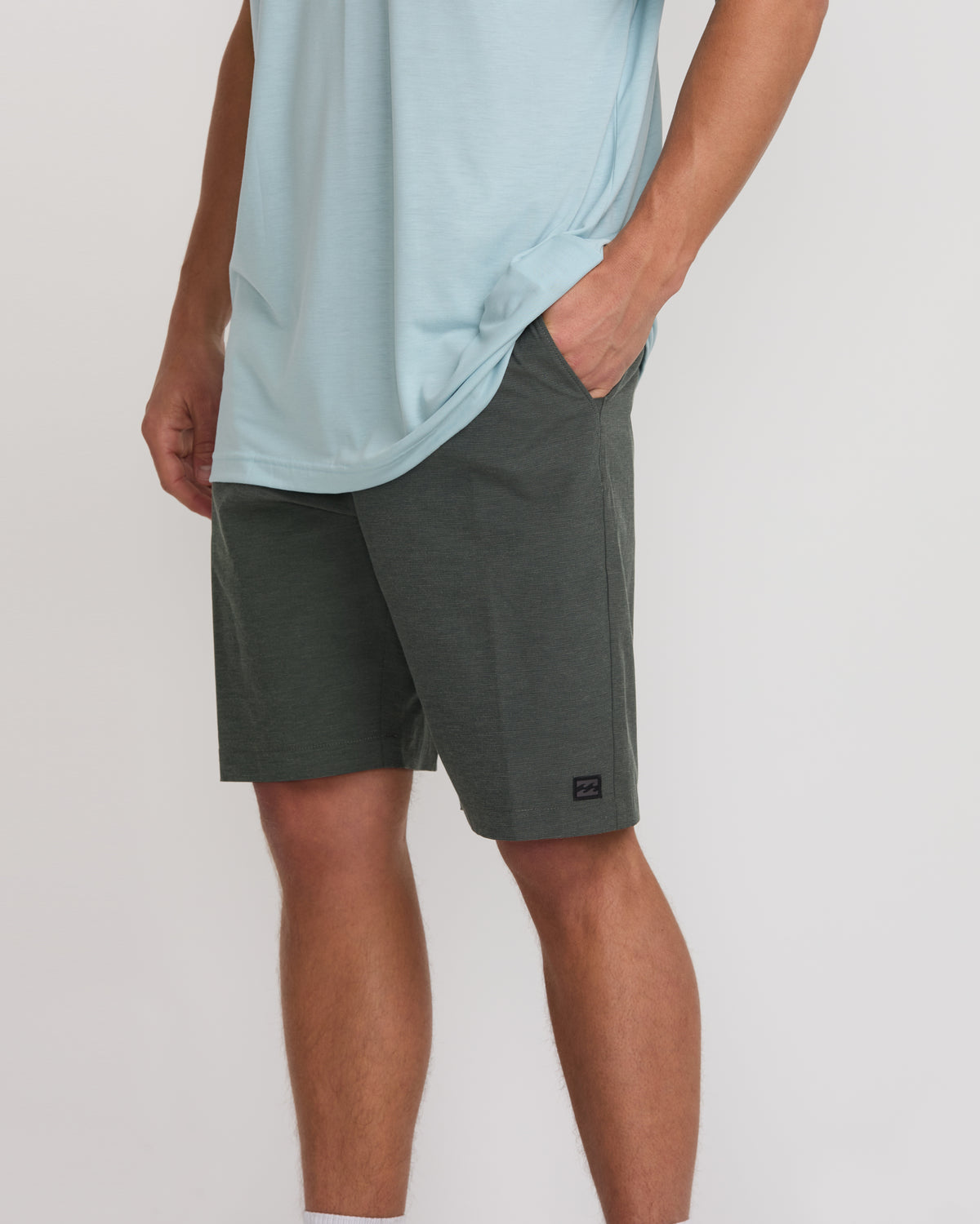 Crossfire Submersible 21" Hybrid Shorts - Asphalt - 6