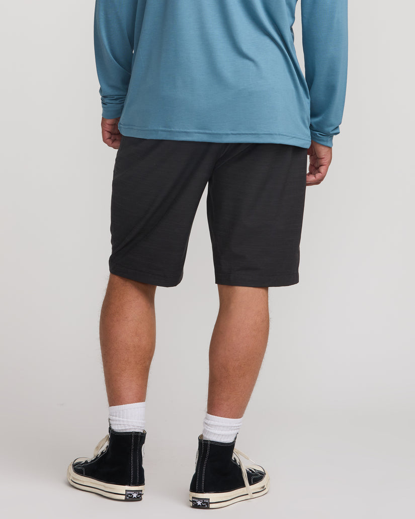 Crossfire-Submersible-21"-Hybrid-Shorts-Black-2