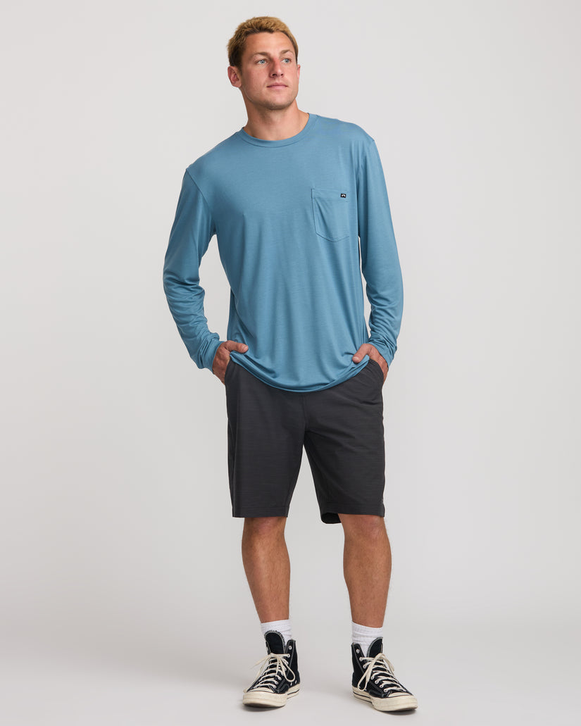 Crossfire-Submersible-21"-Hybrid-Shorts-Black-4