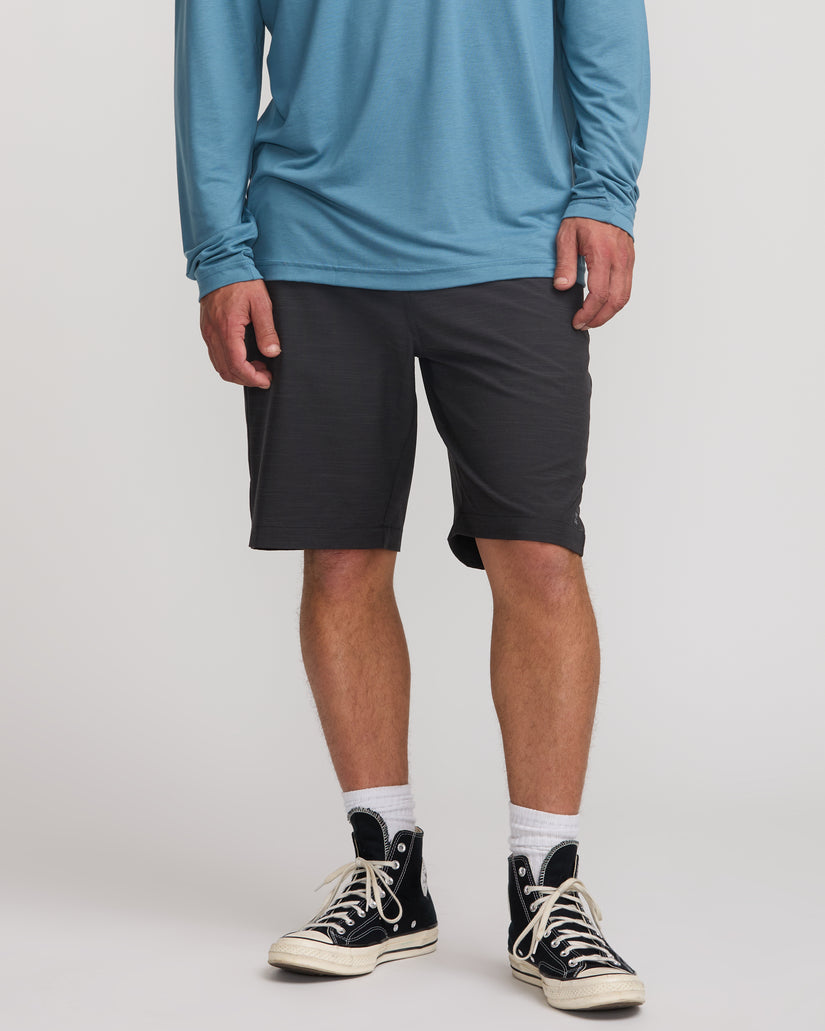 Crossfire-Submersible-21"-Hybrid-Shorts-Black-1