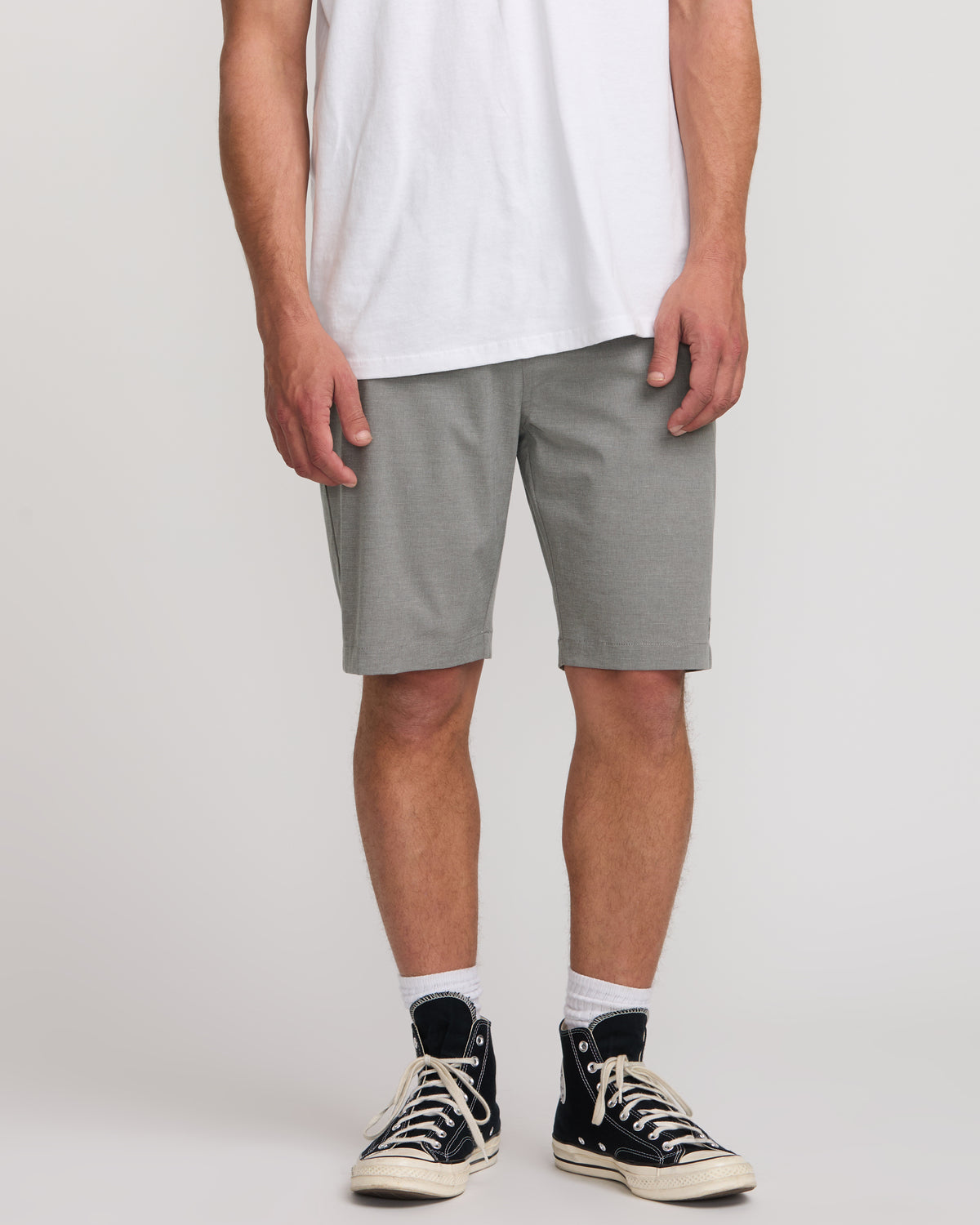 Crossfire-Submersible-21"-Hybrid-Shorts-Gray-1