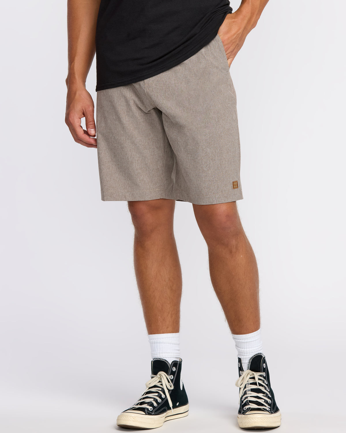 Crossfire-Submersible-21"-Hybrid-Shorts-Tobacco-1