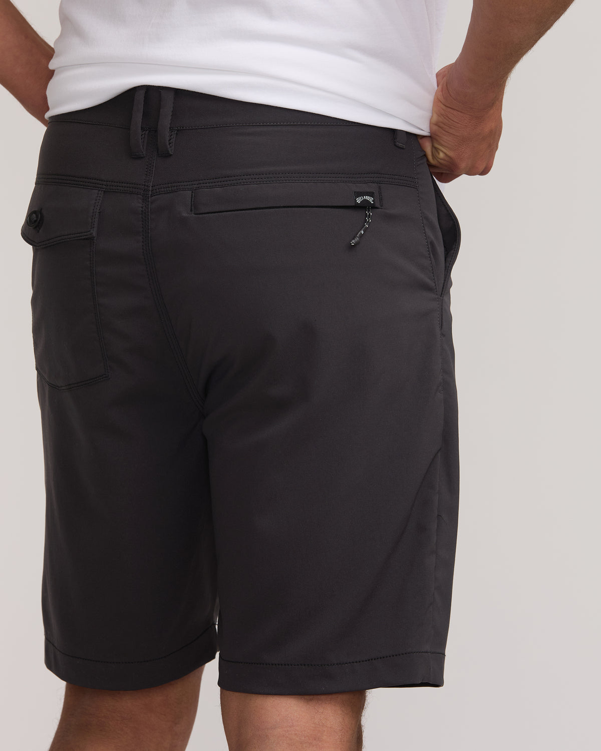 Surftrek Journey 20" Hybrid Shorts - Black - 6