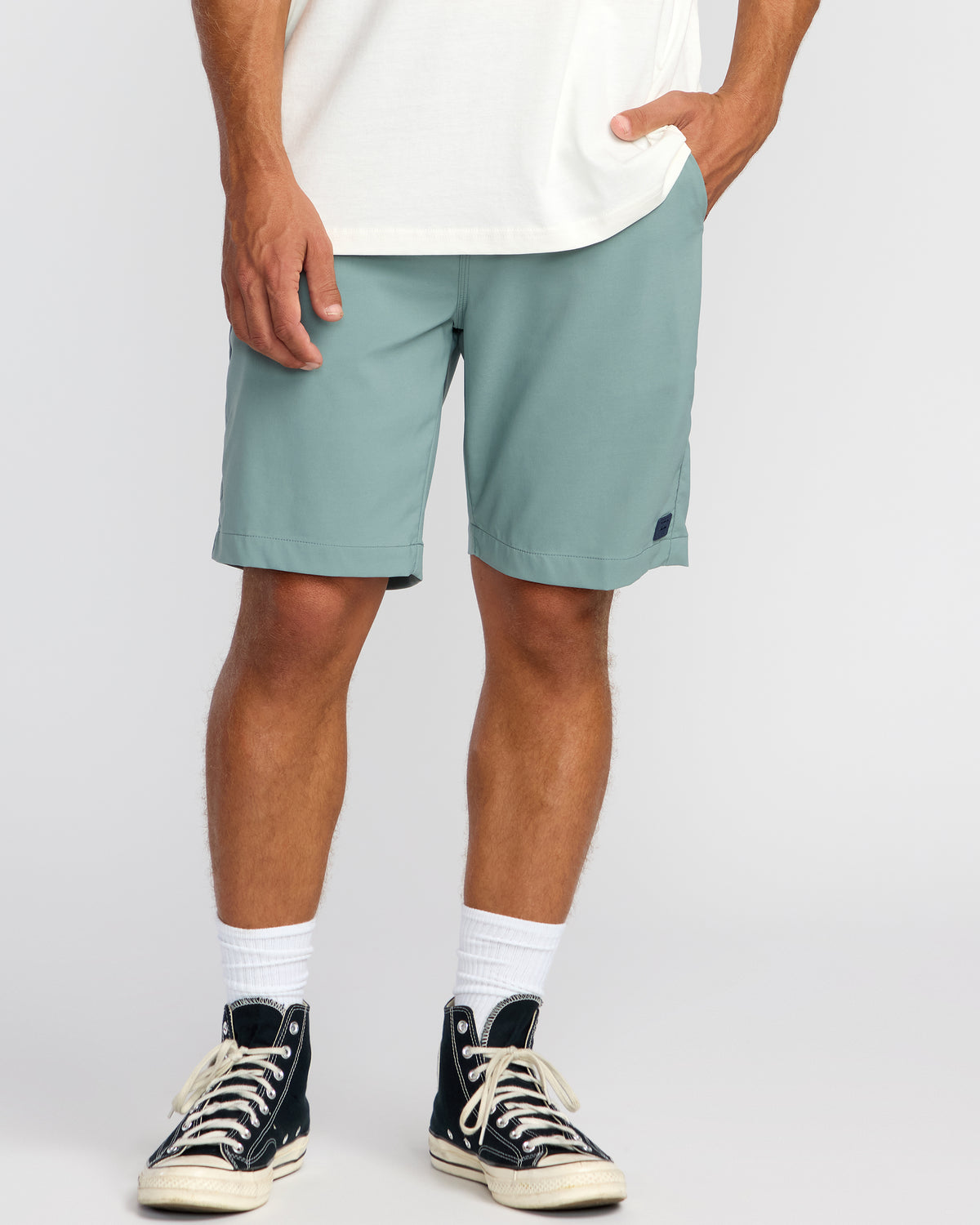 Surftrek-Journey-20"-Hybrid-Shorts-Sea-Blue-1