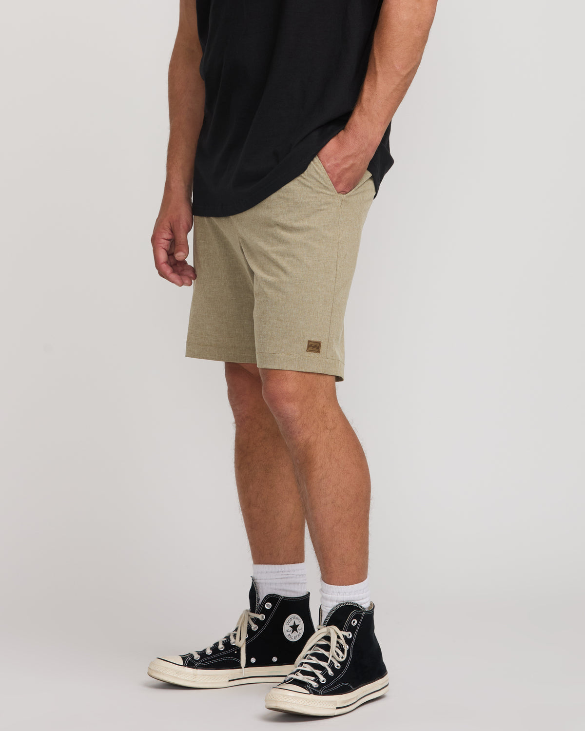 Crossfire-Submersible-19"-Hybrid-Shorts-Khaki-3