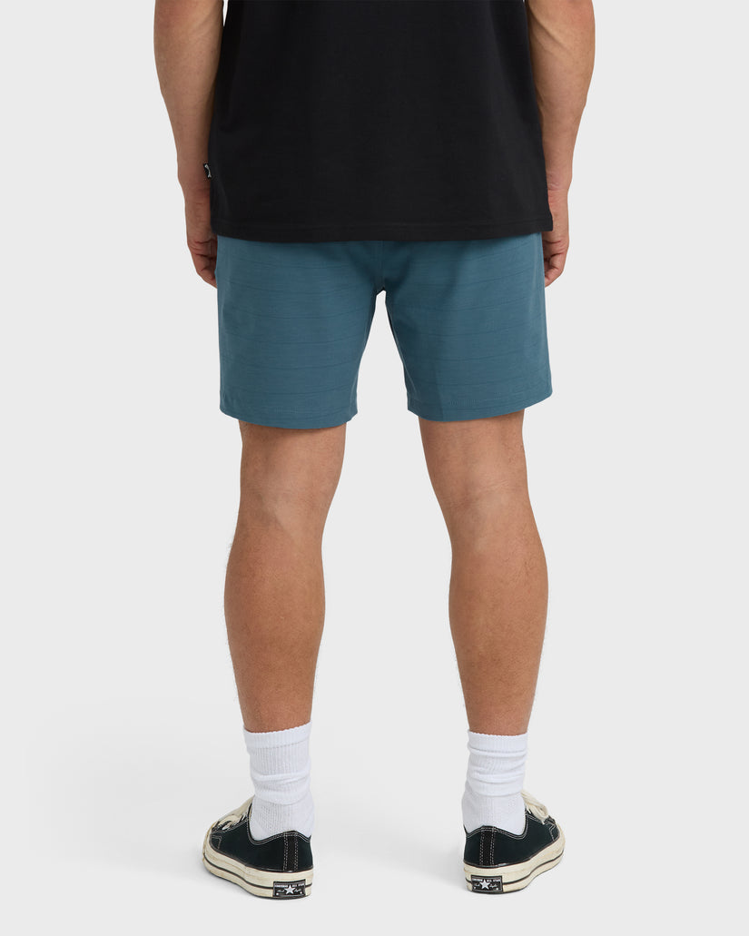 Crossfire-Submersible-17"-Hybrid-Shorts-Real-Teal-2