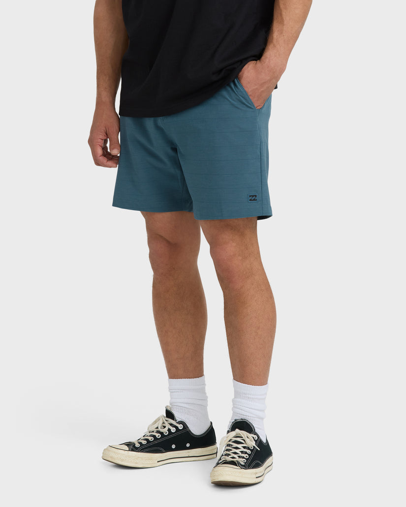 Crossfire-Submersible-17"-Hybrid-Shorts-Real-Teal-3