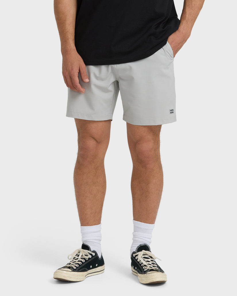 Crossfire-Submersible-17"-Hybrid-Shorts-Silver-1