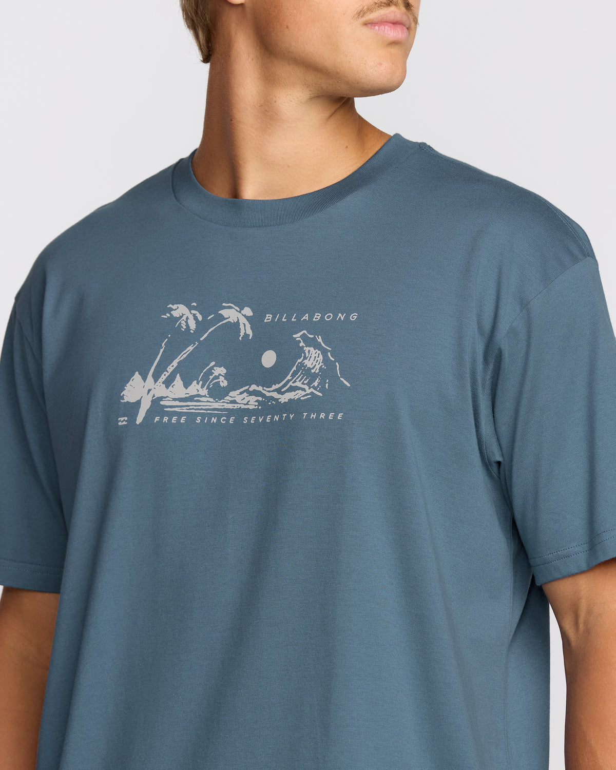 Beach-Club-Premium-Tee-Steel-Blue-5