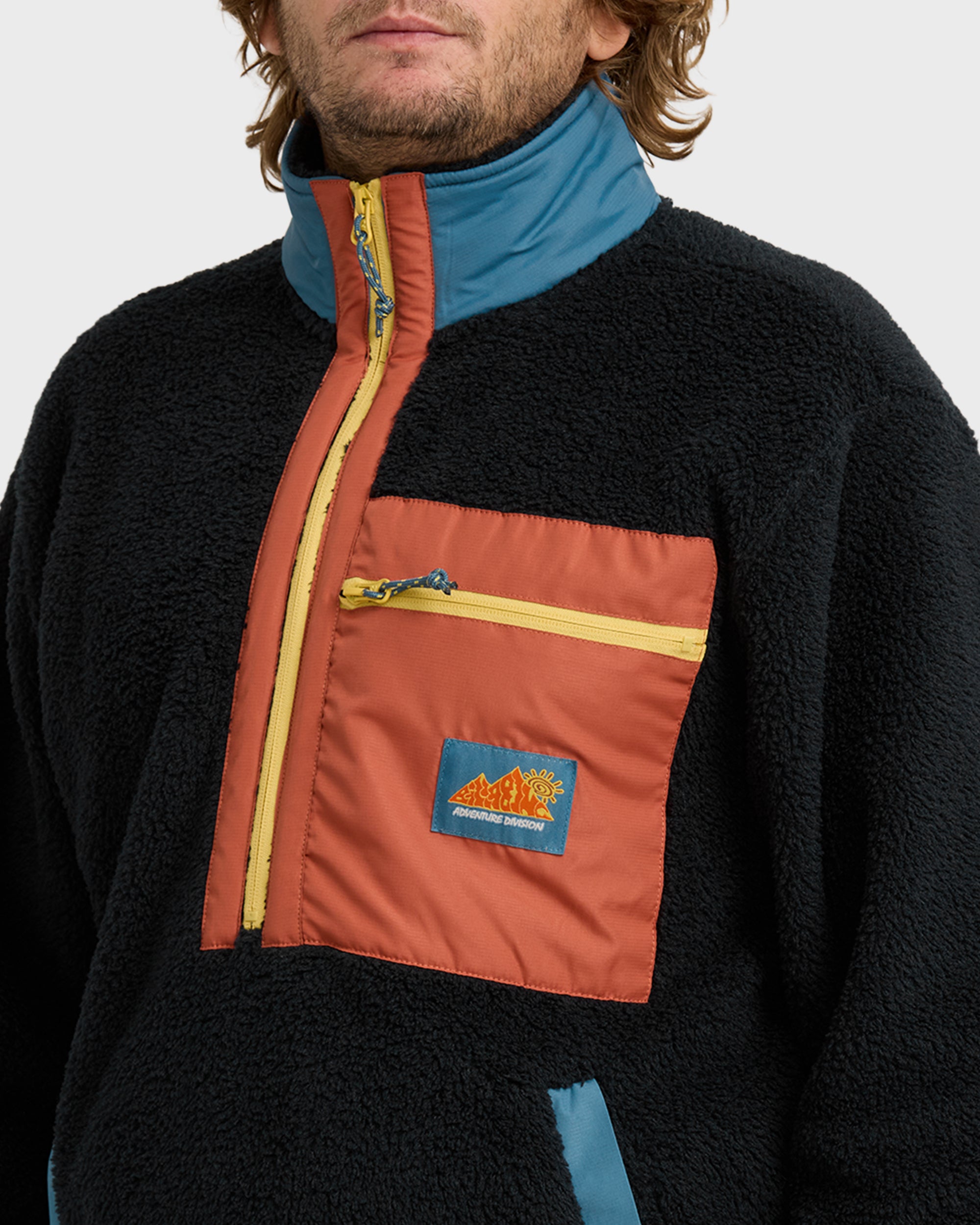 Boundary Peak Neck Sweatshirt - Black | Billabong