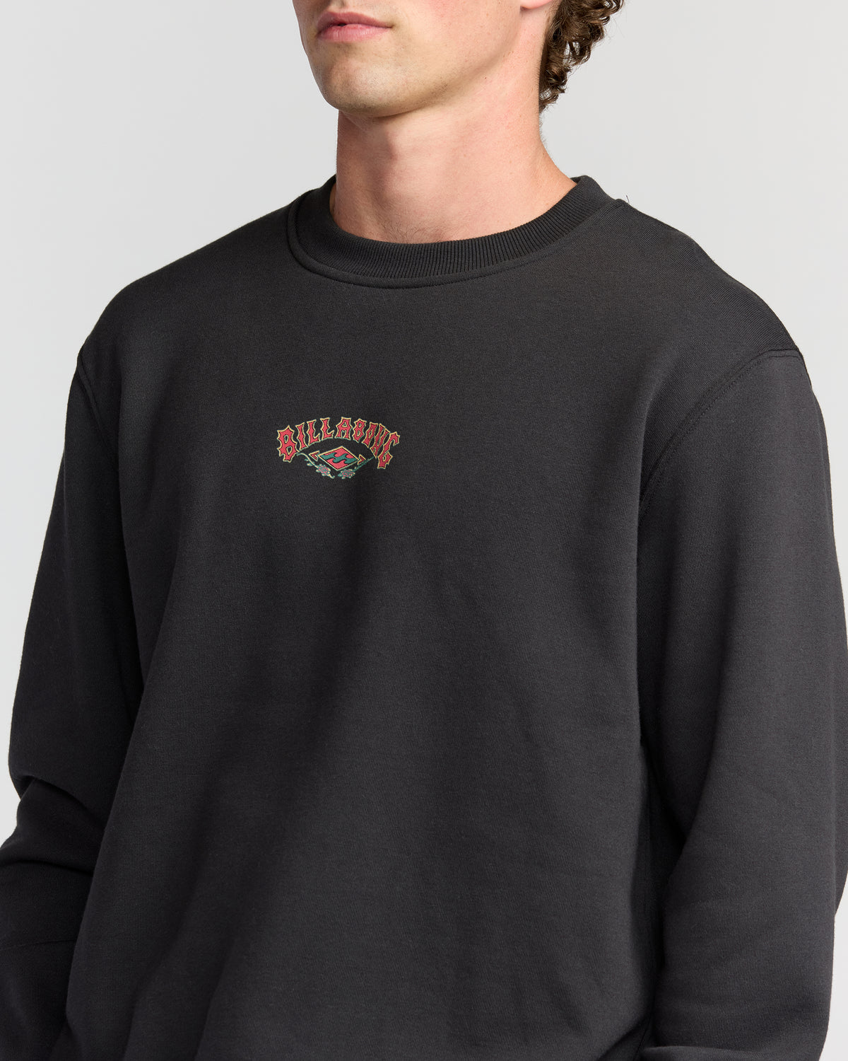 SHORT-SANDS-CREW-Washed-Black-5