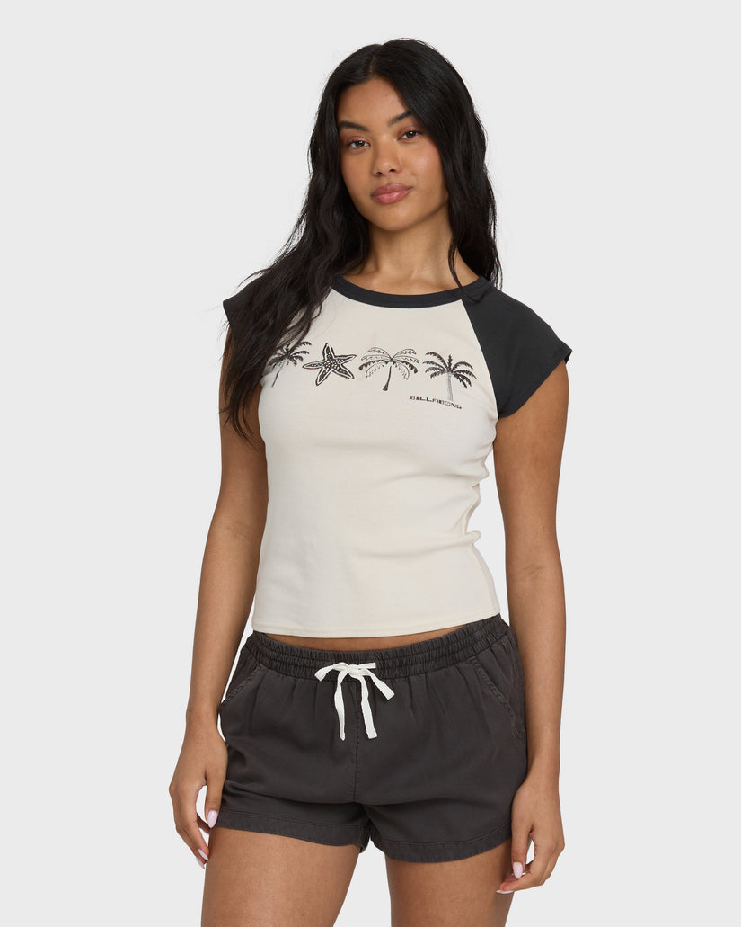 DES-TROPIC-SS-RAGLAN-WHITE-CAP-1