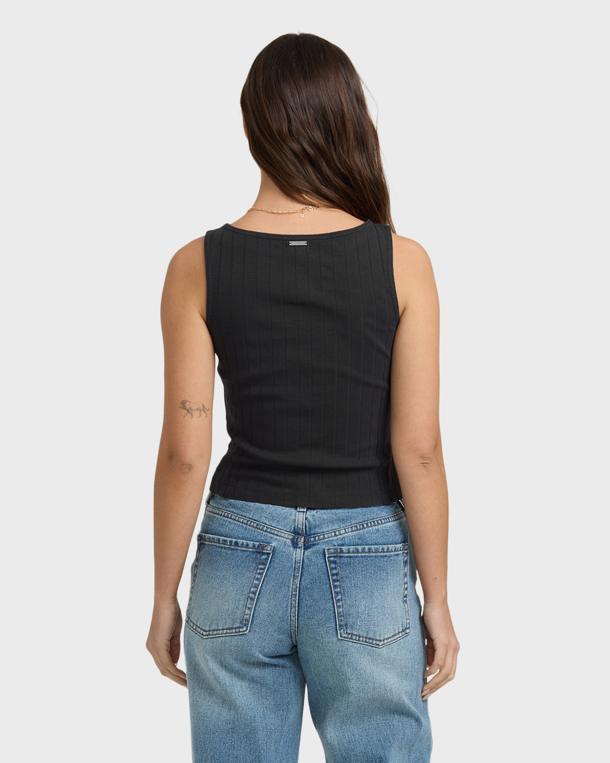 Rae-Knit-Tank-T-Shirt-Black-Sands-2