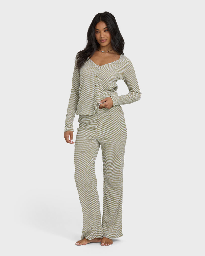 Hot-Check-Long-Sleeve-Knit-Top-Martini-Olive-4