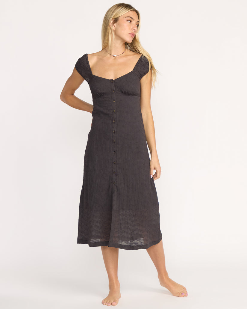 Distant-Tides-Dress-Black-Sands-4