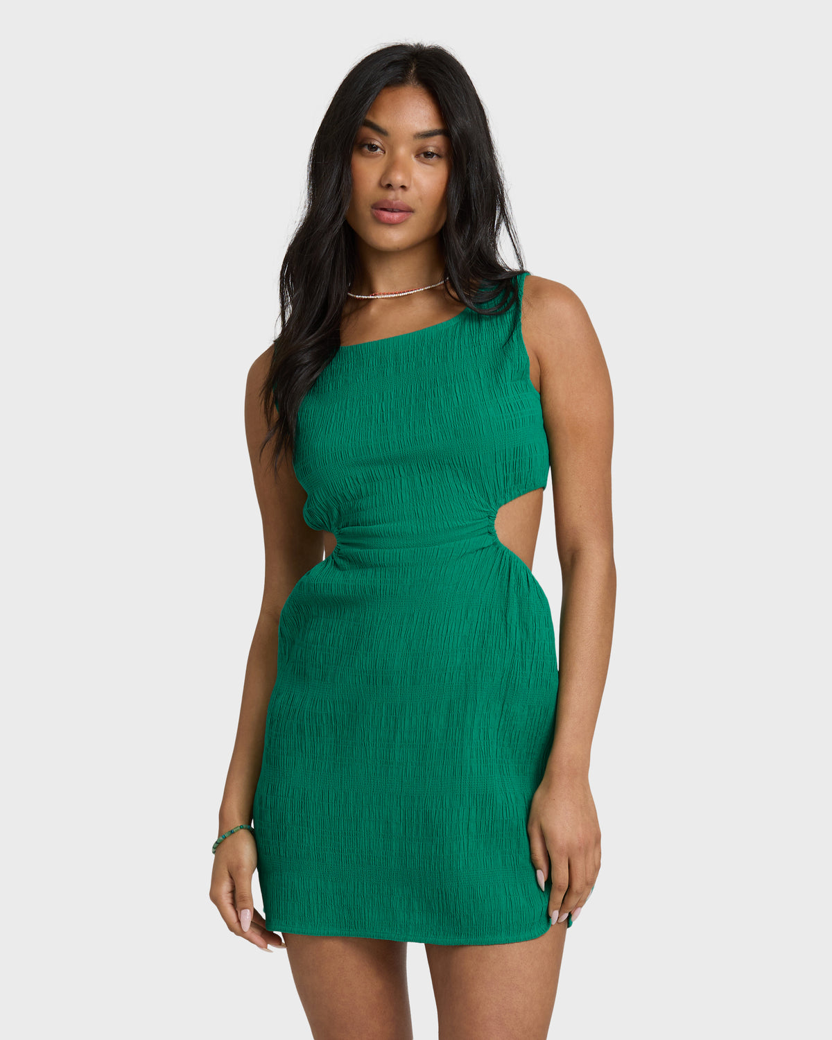 WAVY-DAYS-DRS-CLIMBING-IVY-1