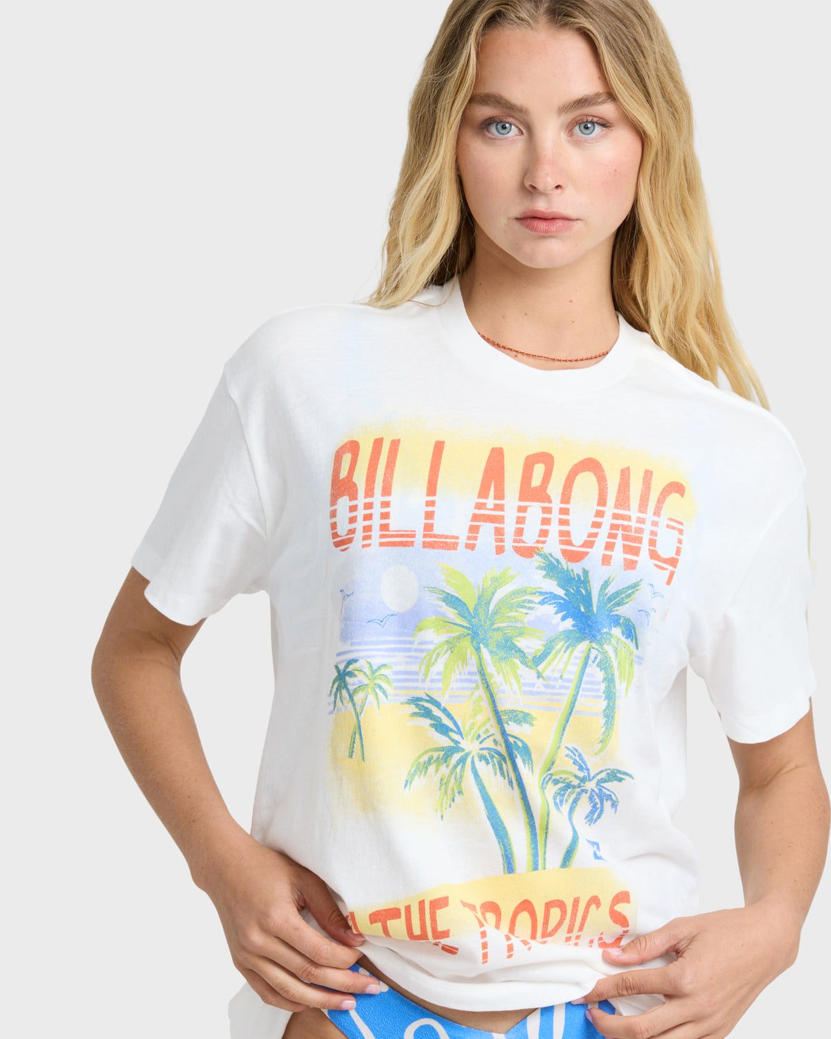 WOMENS-KNIT-SHORT-SLV-GRAPHIC-TEE-SALT-CRYSTAL-5