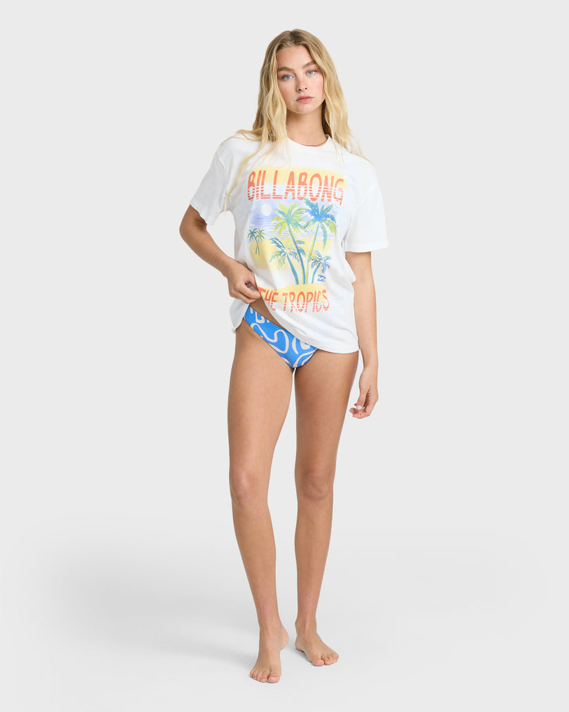 WOMENS-KNIT-SHORT-SLV-GRAPHIC-TEE-SALT-CRYSTAL-4