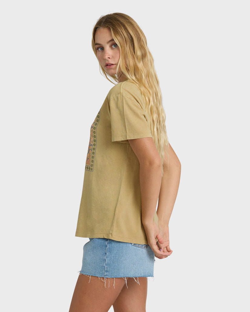 WOMENS-KNIT-SHORT-SLV-GRAPHIC-TEE-STONE-3