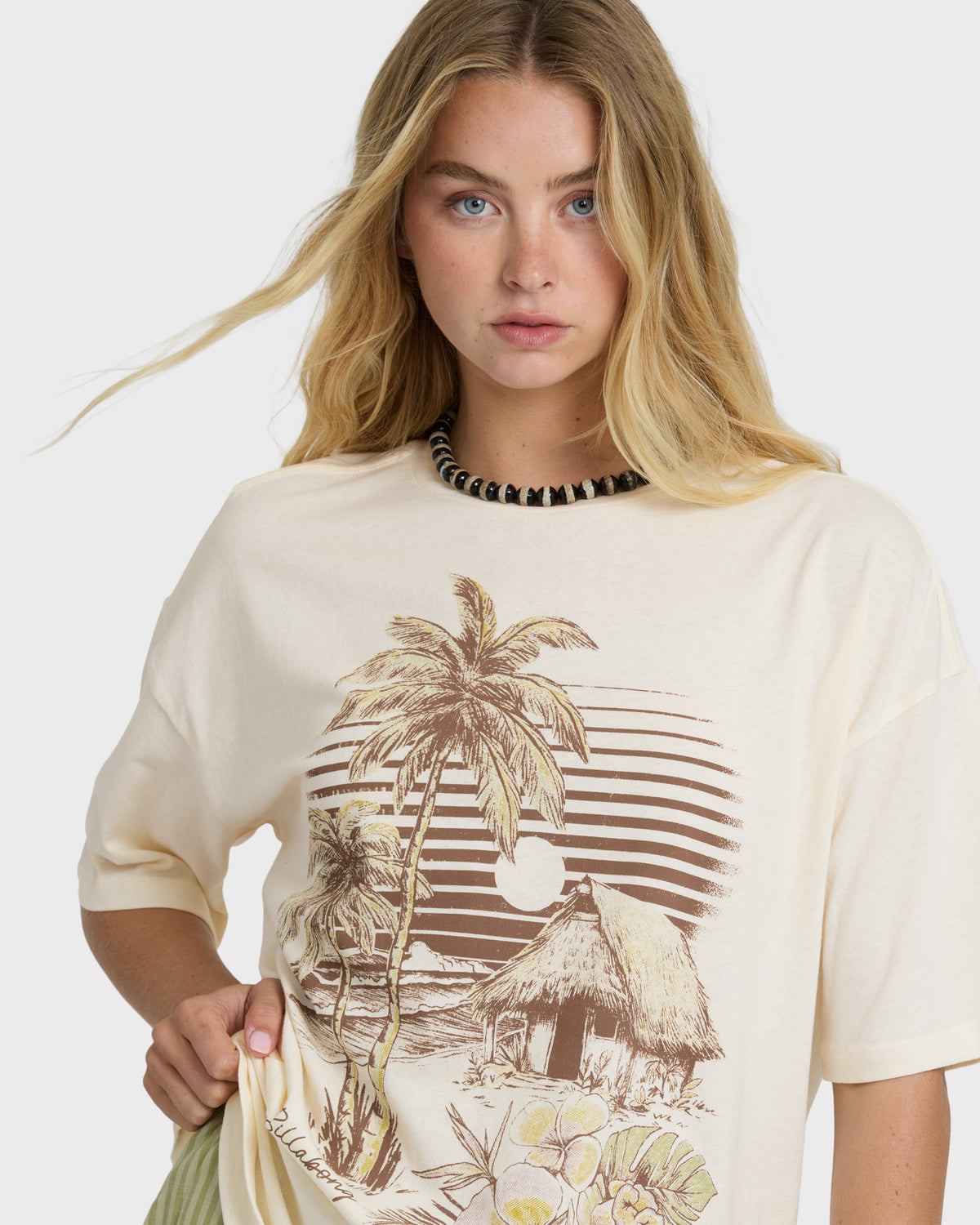 WOMENS-KNIT-SHORT-SLV-GRAPHIC-TEE-WHITE-CAP-5