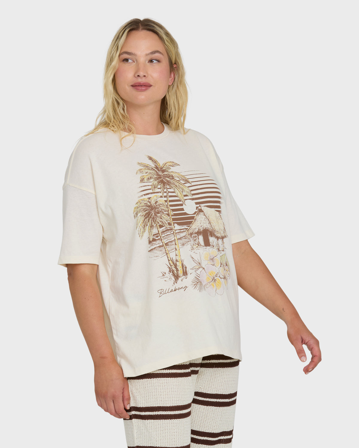 WOMENS-KNIT-SHORT-SLV-GRAPHIC-TEE-WHITE-CAP-6
