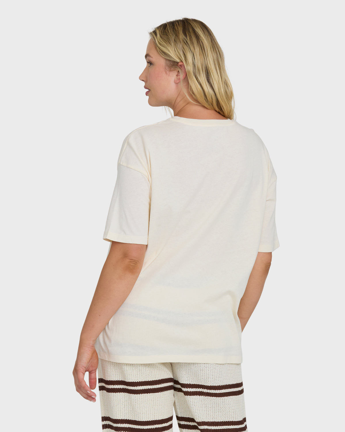 WOMENS-KNIT-SHORT-SLV-GRAPHIC-TEE-WHITE-CAP-7