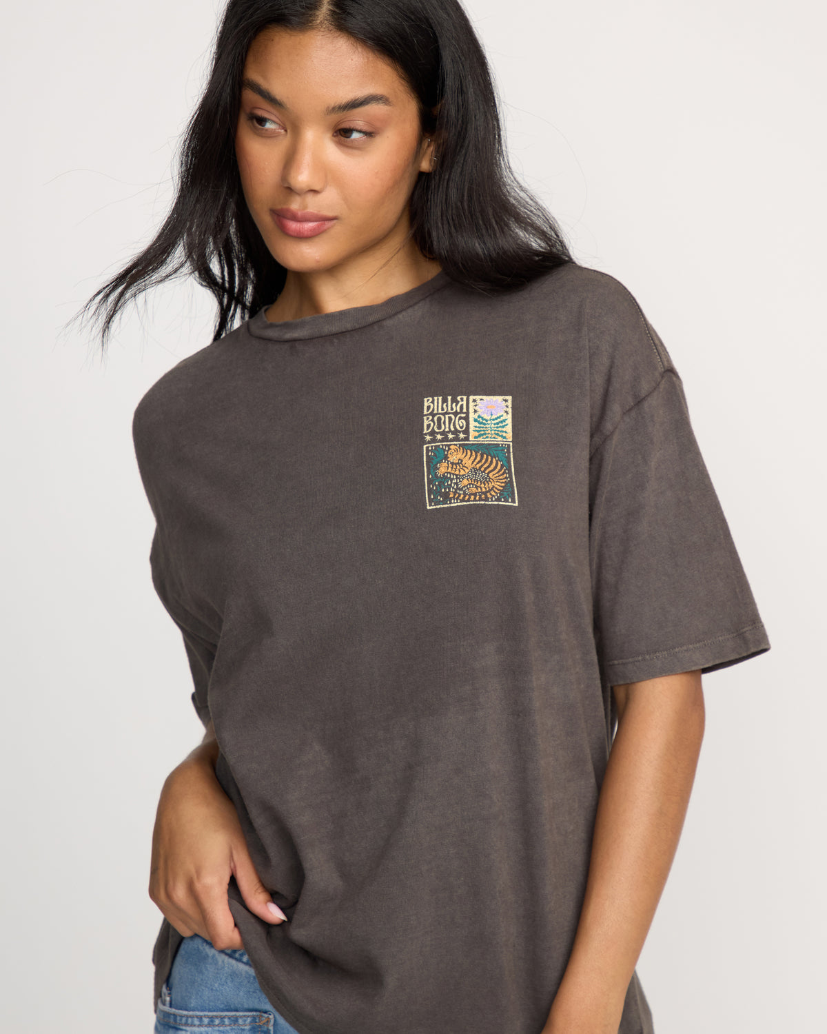 Daydream-Away-Tee-Off-Black-5