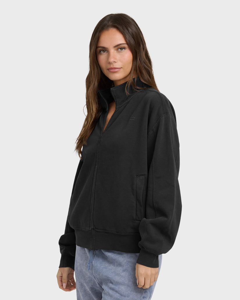 The-Avery-Zip-Sweatshirt-Black-Sands-3