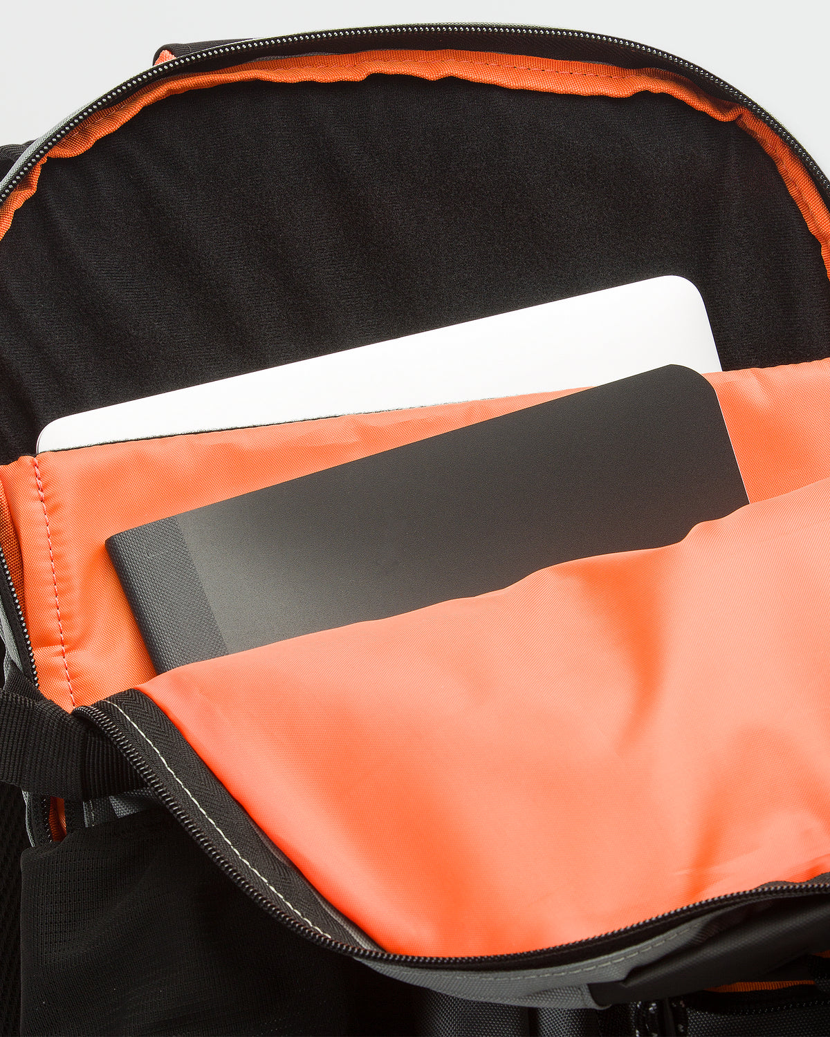Greyman Backpack - Asphalt - 12
