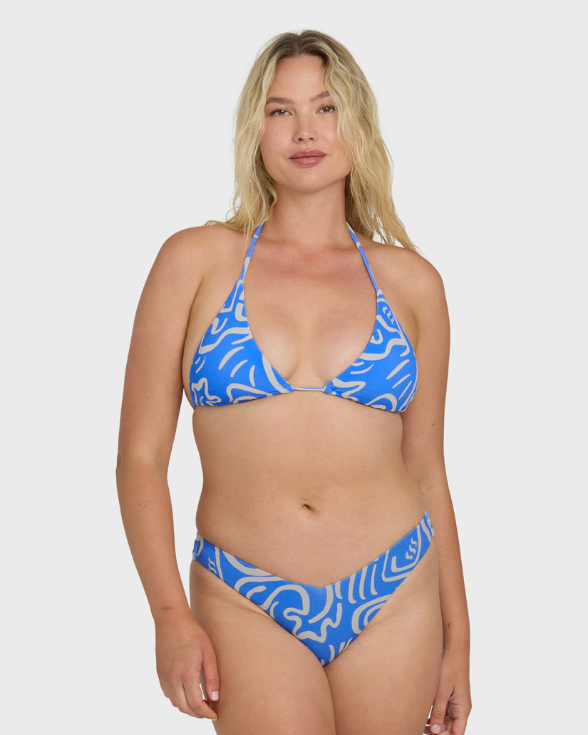LE-LOVE-V-HIKE-TRUE-BLUE-8