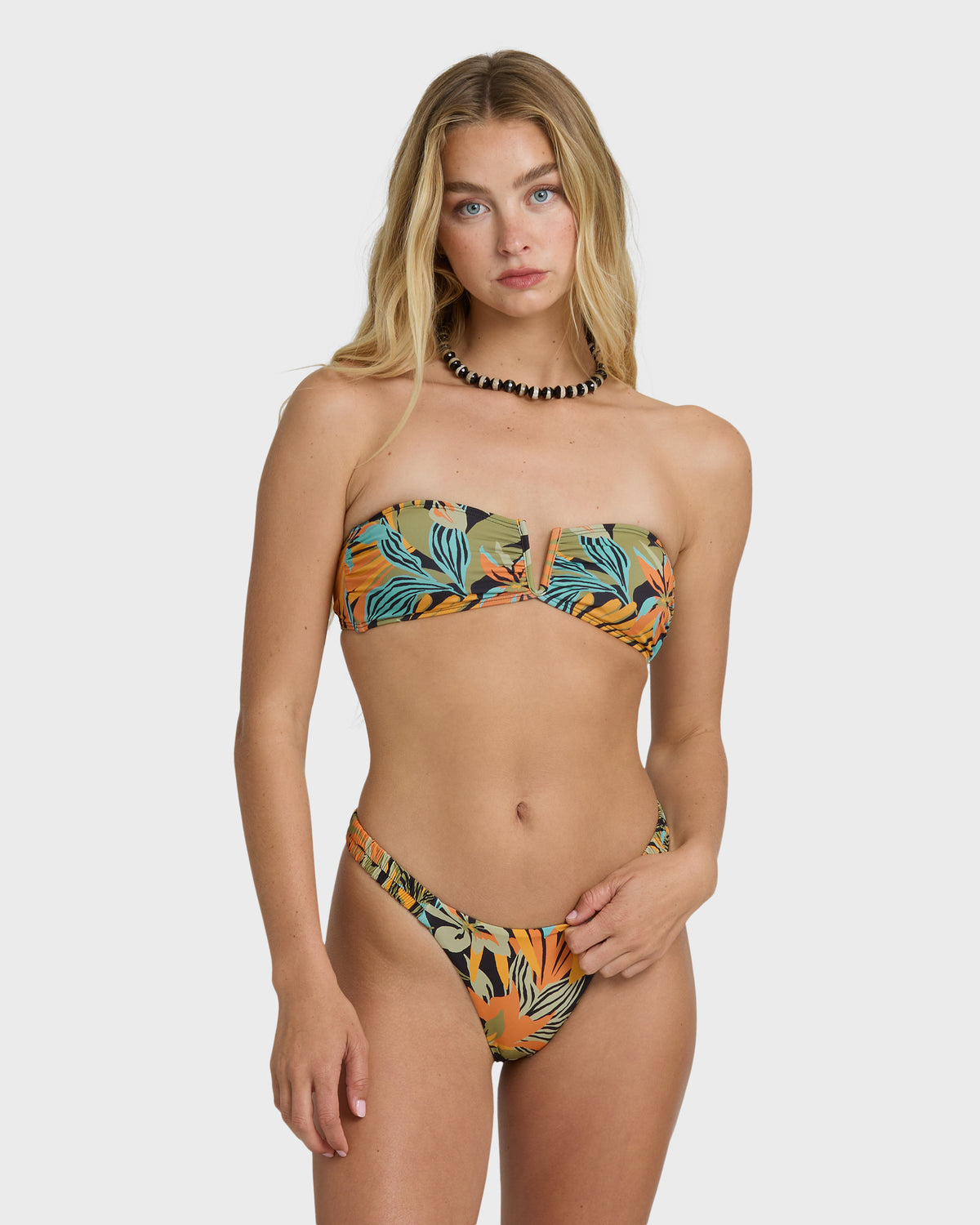DES-TROPIQUES-SUNNI-SCRUNCH-BLACK-MULTI-2