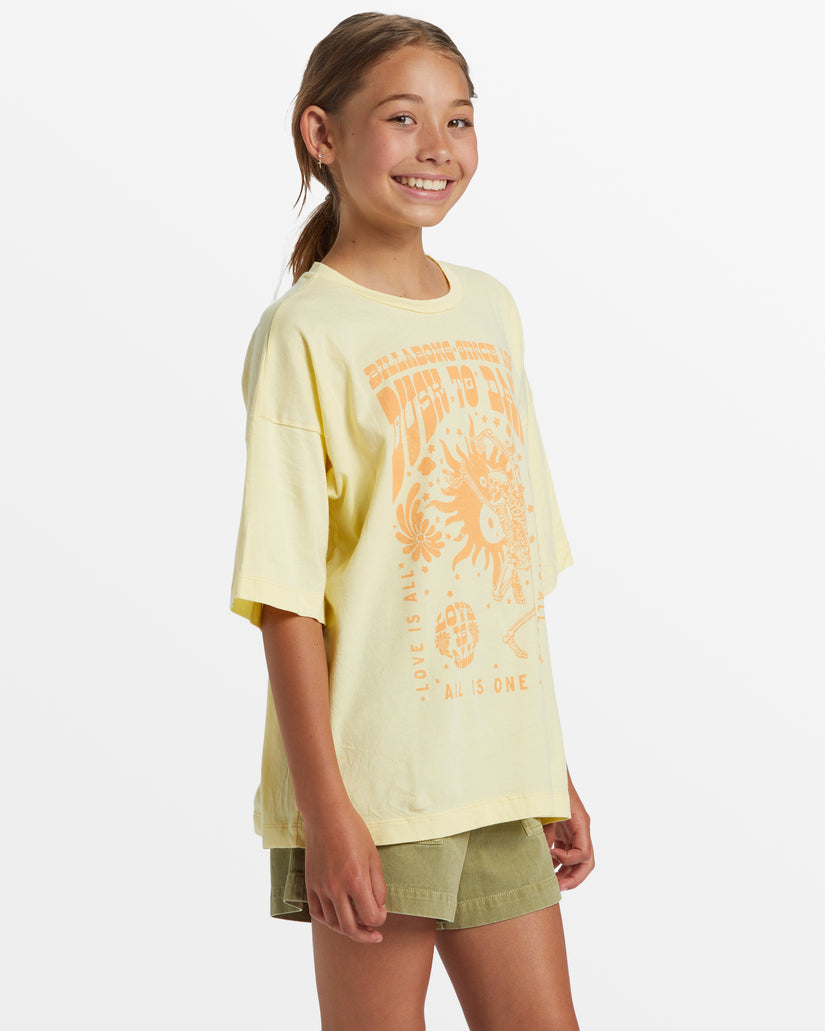 Girl's Dusk To Dawn Oversized T-Shirt - Mellow Yellow